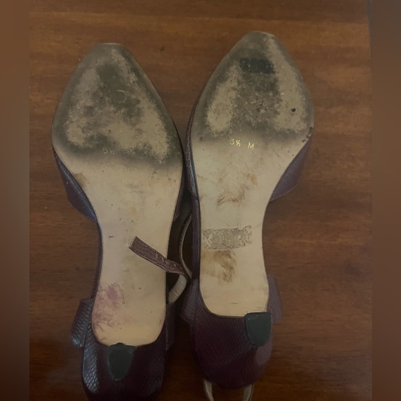 Bandolino Vintage Brown Kitten Heel Pumps Size 5.5 - Picture 4 of 5